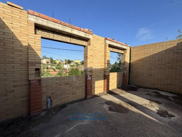 Casa en venta en Riudarenes. Venta de casa en Riudarenes de 164 m con jardín y garaje. Casas.