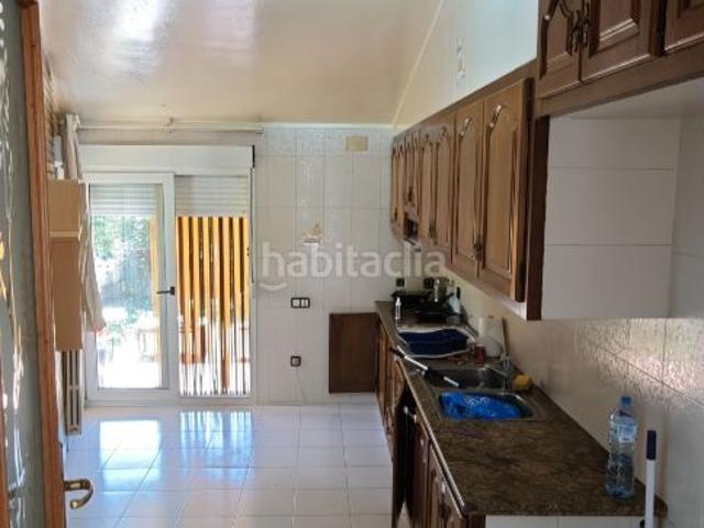 Casa en venta en Riudellots de la Selva. Casa independiente esquinera. Casas Riudellots de la.