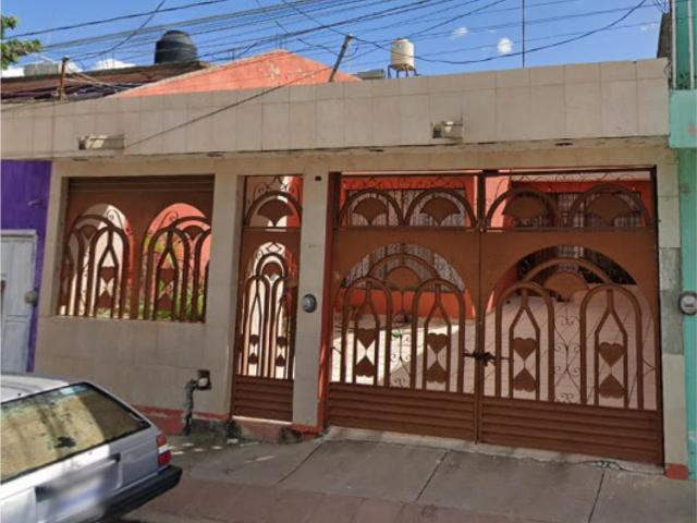 Casa en venta en Rivera de la Presa, León, Guanajuato