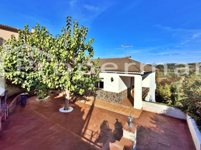 Casa en venta en Roca del Vallès La. EN EXCLUSIVA CASA 4 VIENTOS EN LA PINEDA, LA ROCA DEL VALLÈS. Casas Roca del Vallès.