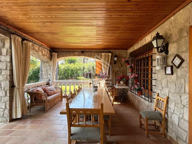 Casa en venta en Rocafort. Casas.