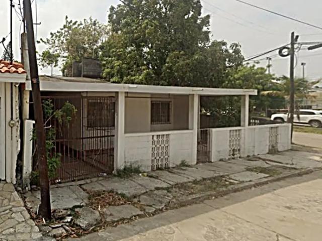 Casa en Venta en Roger Gómez, Altamira, Tamps