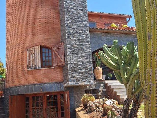 Casa en venta en Roda de Barà Costa Dorada. Casas Roda de.