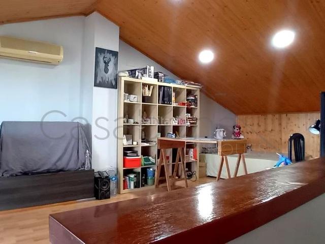 Casa en venta en Roda de Ter. RODA DE TER. CASA EN RODA DE TER, 253 m2, 4 HABITACIONES, 3 BAÑOS, JARDÍN, GARAJE, TRANQUILO, SOLEADO, CONFORTABLE, CÉNTRICO. Casas Roda de.