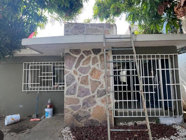 CASA EN VENTA EN RODRIGO DE TRIANA, ACAPULCO