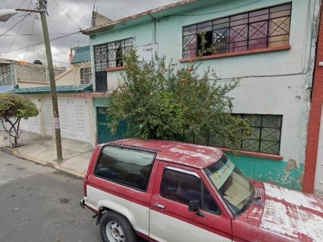 Casa en Venta en Roma Metropolitana 3ra Secc Nezahualcoyotl