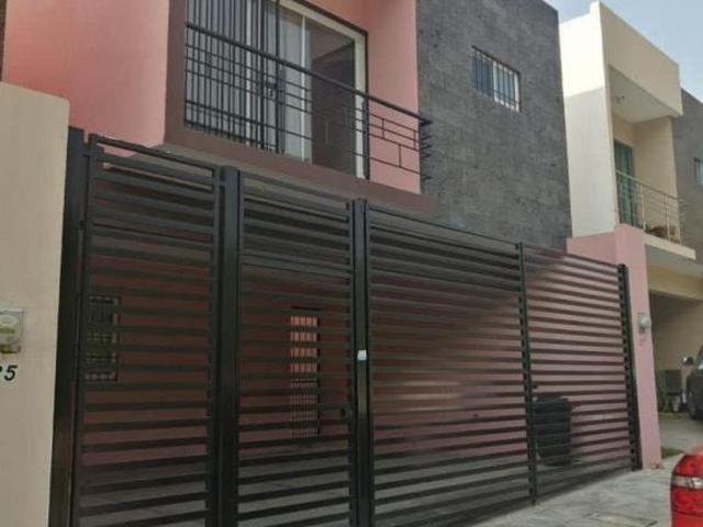 CASA EN VENTA EN ROMAS RESIDENCIAL, POZA RICA, VERACRUZ