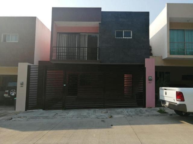 CASA EN VENTA EN ROMAS RESIDENCIAL, POZA RICA, VERACRUZ