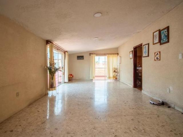 Casa en venta en Romero de Terrenos