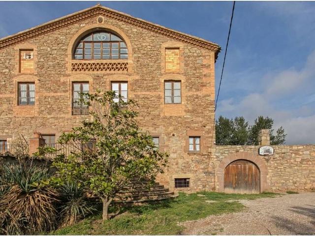 Casa en venta en ronda Sant Pere, Santpedor, de 300 m² 6 habitaciones por 618.190