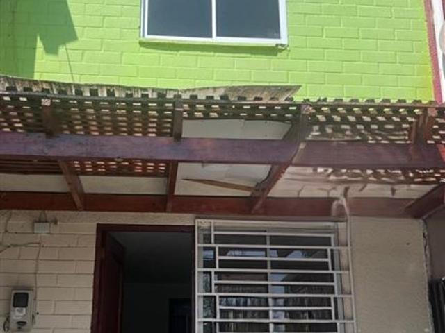 Casa en Venta en Rosal con A. vespucio
