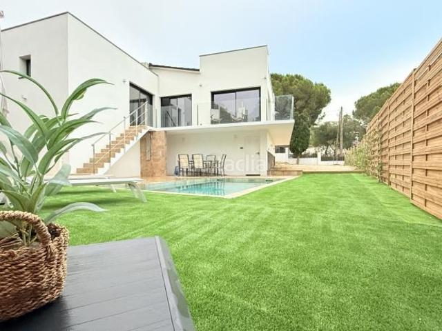 Casa en venta en Roses, Nord Costa Brava. Casa en venta en Roses Girona. Casas.