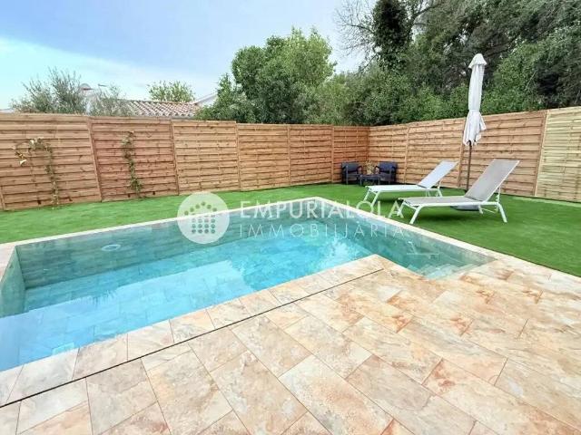 Casa en Venta en Roses