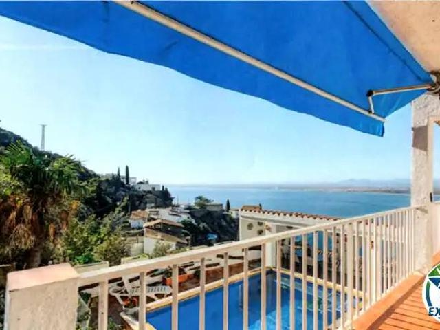 Casa en Venta en Roses