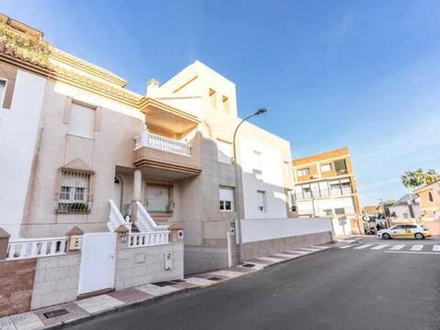 Casa en Venta en Roquetas de Mar