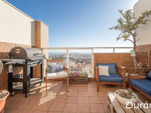 Casa en venta en Roquetas de Mar, Aguadulce Norte. Tríplex sobre almacén en Aguadulce Norte. Casas Roquetas de.