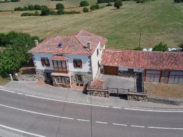 Casa en venta en Rozas de Valdearroyo Las. VENTA DE CASA INDEPENDIENTE EN LAS ROZAS DE VALDEARROYO PANTANO DEL EBRO. Casas Rozas de Valdearroyo.
