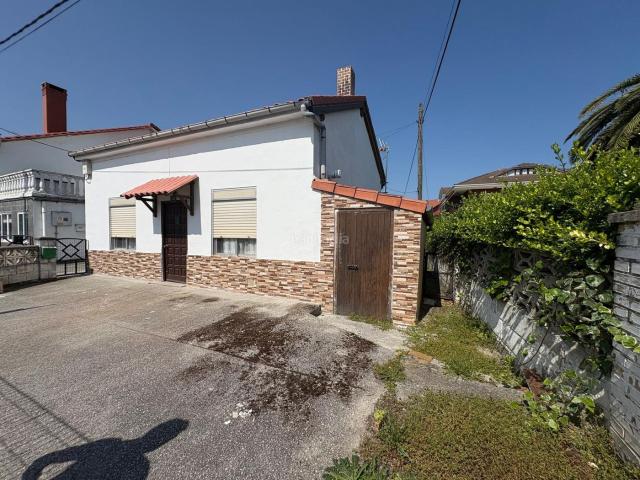 Casa en venta en Suances. CASA EN HINOJEDO SUANCES. Casas.
