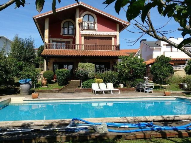Casa en venta en Suances. Casas.