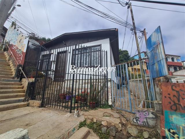 Casa en Venta en Subida Cumming