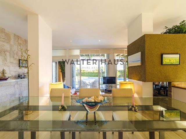 Casa en venta en S´Agaró Costa Brava. Casa elegante con vistas al Mediterráneo en La Gavina, S'Agaró. Casas.