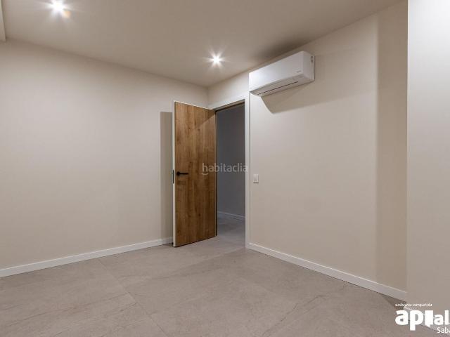 Casa en venta en Sabadell, Centre. CASA TOTALMENT REFORMADA A ESTRENAR AMB DUES TERRASSES AL CENTRE DE SABADELL. Casas.