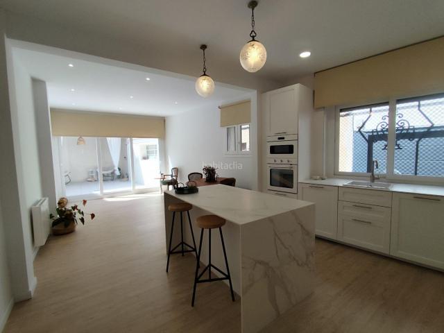 Casa en venta en Sabadell, Centre. Encantadora casa en el corazón de Sabadell. Casas.