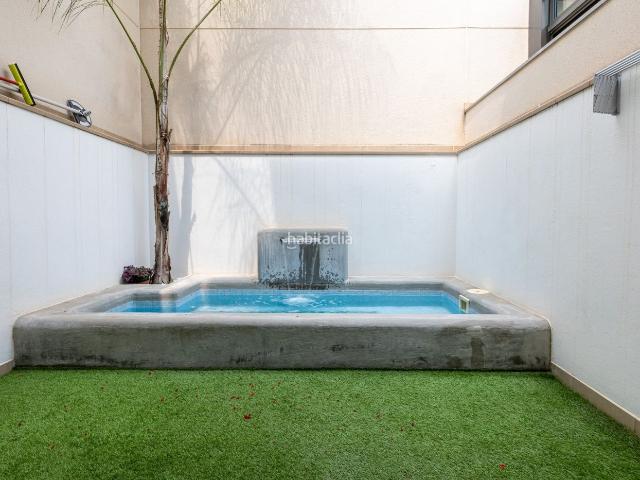 Casa en venta en Sabadell, Creu Alta. Exclusiva casa con piscina y ascensor. Casas.