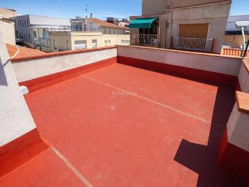 Casa en venta en Sabadell, Creu de Barberà. CASA AMB 2 VIVENDES I LOCAL. Casas.