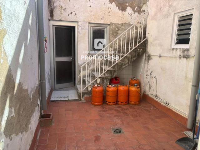 Casa en venta en Sabadell, Creu de Barberà. CASA PARA DEJAR A SU GUSTO. Casas.