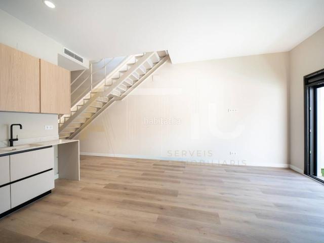 Casa en venta en Sabadell, Creu de Barberà. ESPECTACULAR CASA BIS EN PRIMERA PLANTA DE DISEÑO A ESTRENAR! 3 HAB 2 WC Y 3 TERRAZAS. Casas.