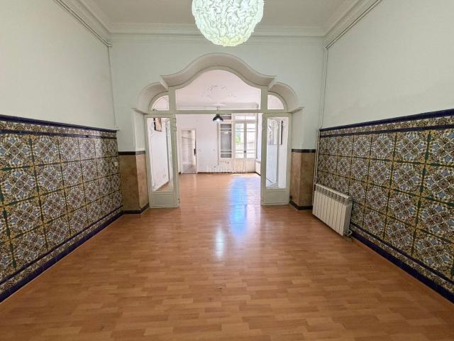 Casa en venta en Sabadell, Eixample. CASA EN VENTA EN SABADELL. Casas.