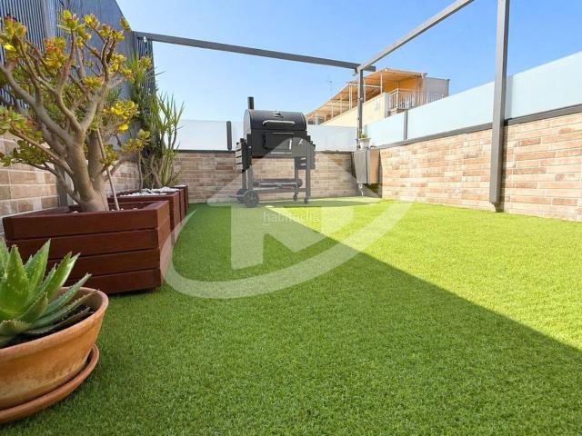 Casa en venta en Sabadell, La Plana del Pintor. ENCANTADORA CASA CON TERRAZA, BARBACOA Y CHILL OUT. Casas.