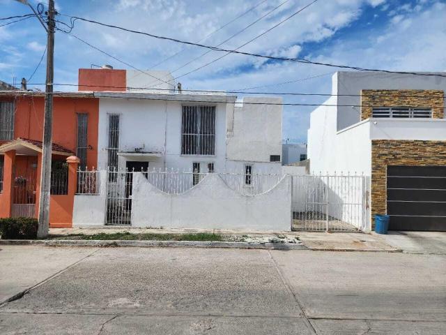 Casa en venta en Sabalo Country Club, Mazatlán, Sinaloa
