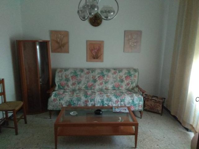 Casa en venta en Sabiote