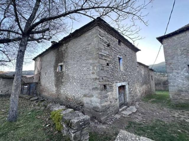 Casa en Venta en Sabiñánigo