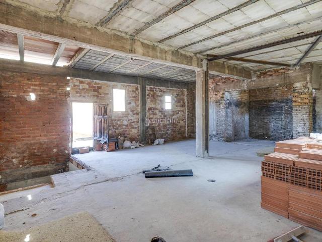 Casa en venta en Sagunt, Centro El Castillo. BUSCAS RENTABILIDAD? Propiedad de 359m2 con enorme potencial en pleno centro de Sagunto. Casas.