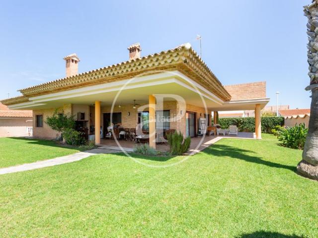 Casa en venta en Sagunt, Corinto Almardà. Chalet independiente en venta en Almarda. Casas.
