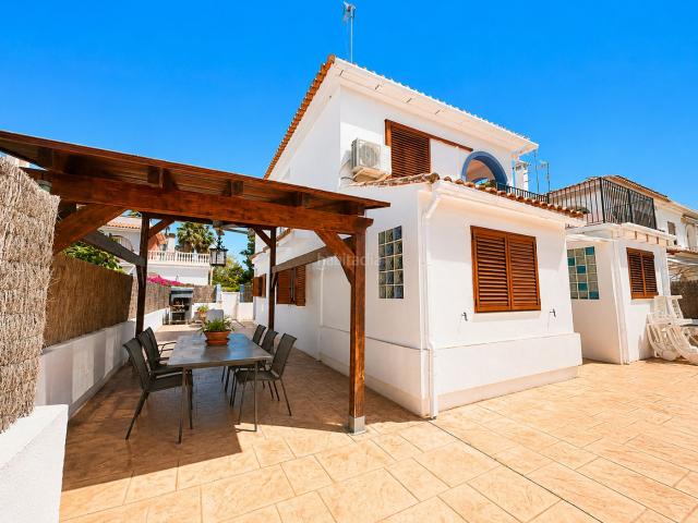 Casa en venta en Sagunt, Corinto Almardà. Encantador chalet en Playa de Almardá amplitud, privacidad y el Mediterráneo a sólo 150 metros. Casas.