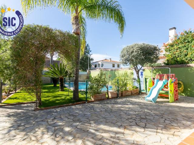 Casa en venta en Sagunt, Corinto Almardà. INMEJORABLE CASA AL LADO DE LA PLAYA. Casas.