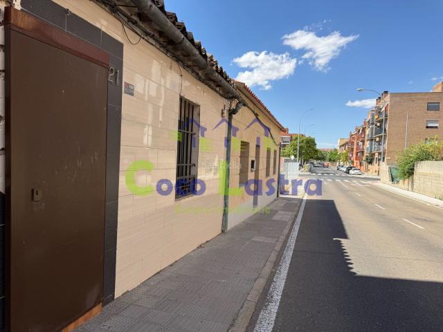 Casa en venta en Salamanca, Tejares Chamberí Alcades. Casas.