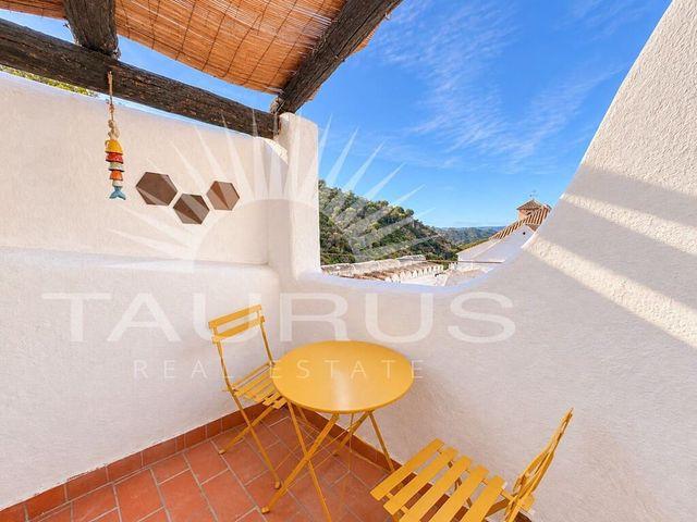 Casa en venta en Salares, Málaga Costa del Sol