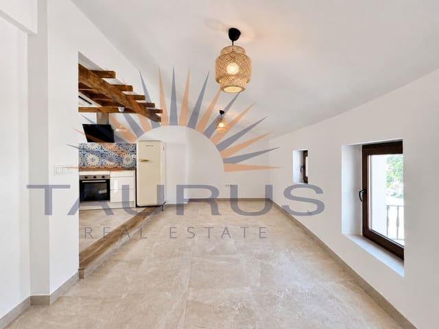 Casa en venta en Salares, Málaga Costa del Sol