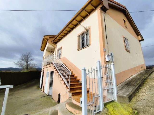 Casa en Venta en Salas, Asturias