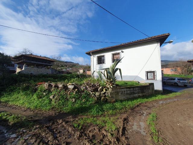 Casa en venta en Salas. Casa en venta en Salas, 4 dormitorios. Casas.