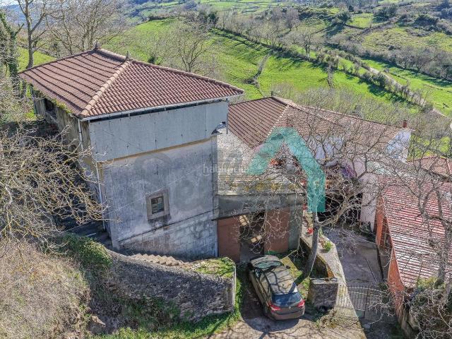 Casa en venta en Salas. Casas.