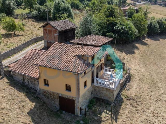 Casa en venta en Salas. Casas.