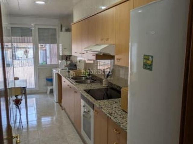 Casa en venta en Sallent. Casa unifamiliar en venta en Sallent Zona Centro. Casas.