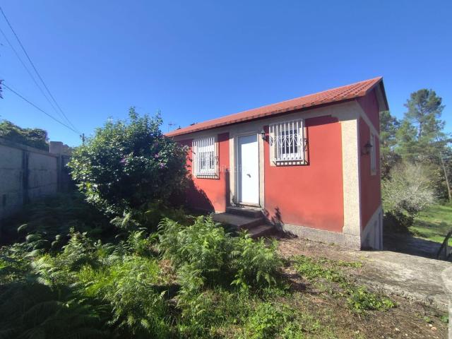 Casa en venta en Salvaterra de Miño. Casa con terreno, Salvaterra. Ref. P472. Casas Salvaterra de.