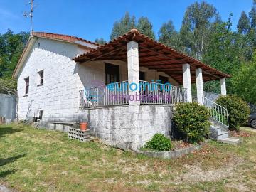 Casa en venta en Salvaterra de Miño. Casa independiente en Soutolobre. Casas Salvaterra de.